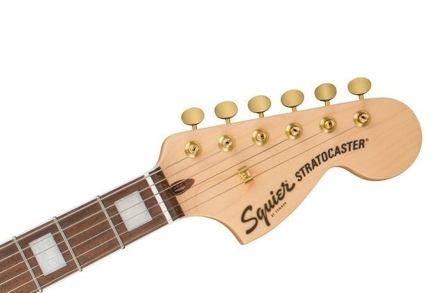 40th Anniversary Stratocaster, Gold Edition 3