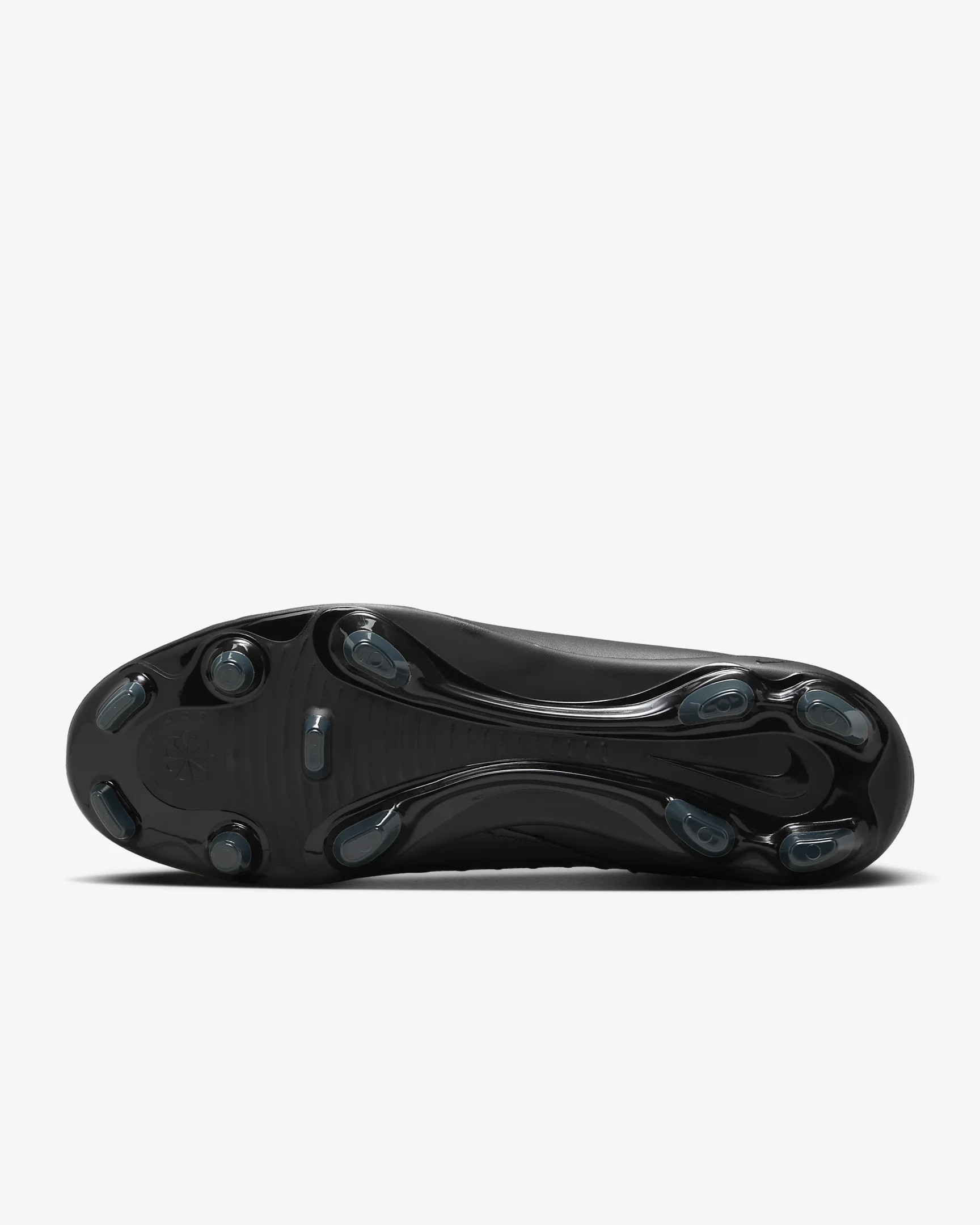 Nike Phantom GX2 Club MG 4