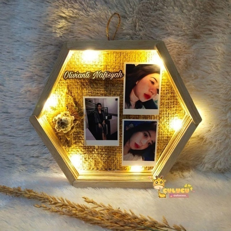 Frame Haxagonal Photo 3D 2