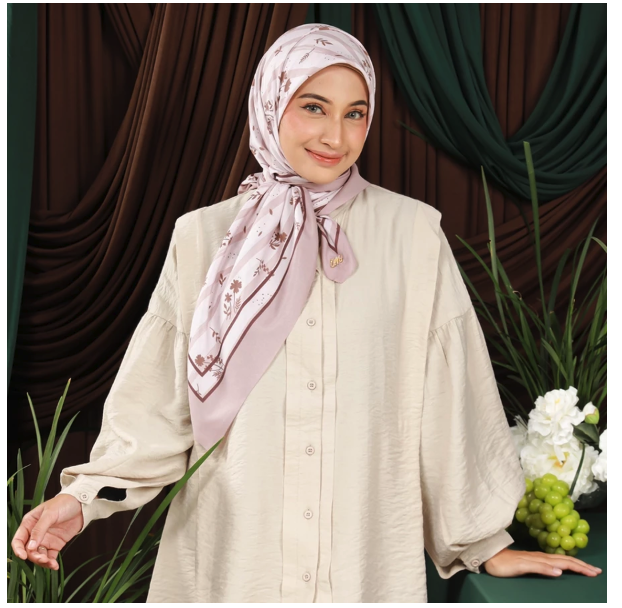 Nushel Jaya Mandiri Umama Voal Miracle Motif Icon Pouch V.09