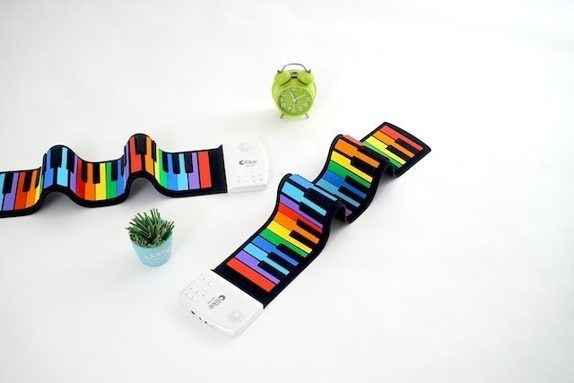 Hand Roll Piano 2