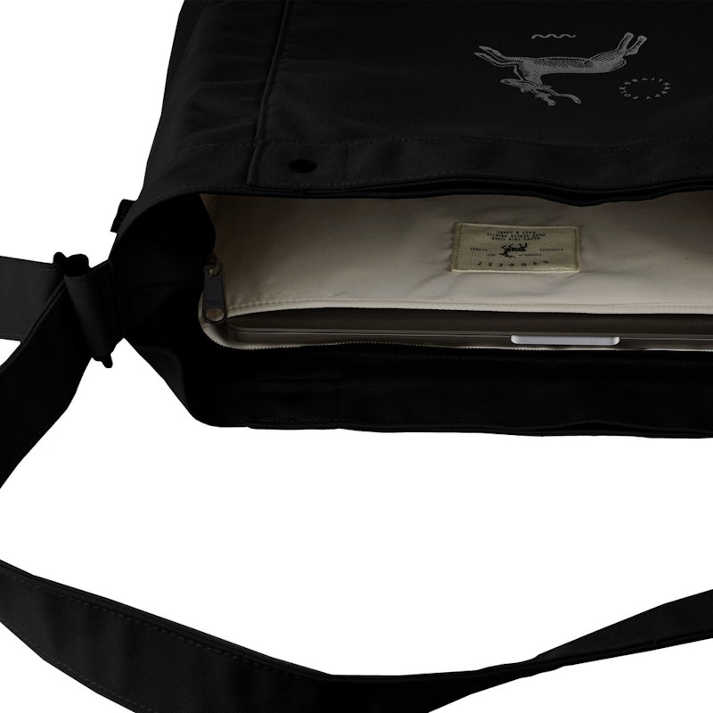 Messenger Bag 3