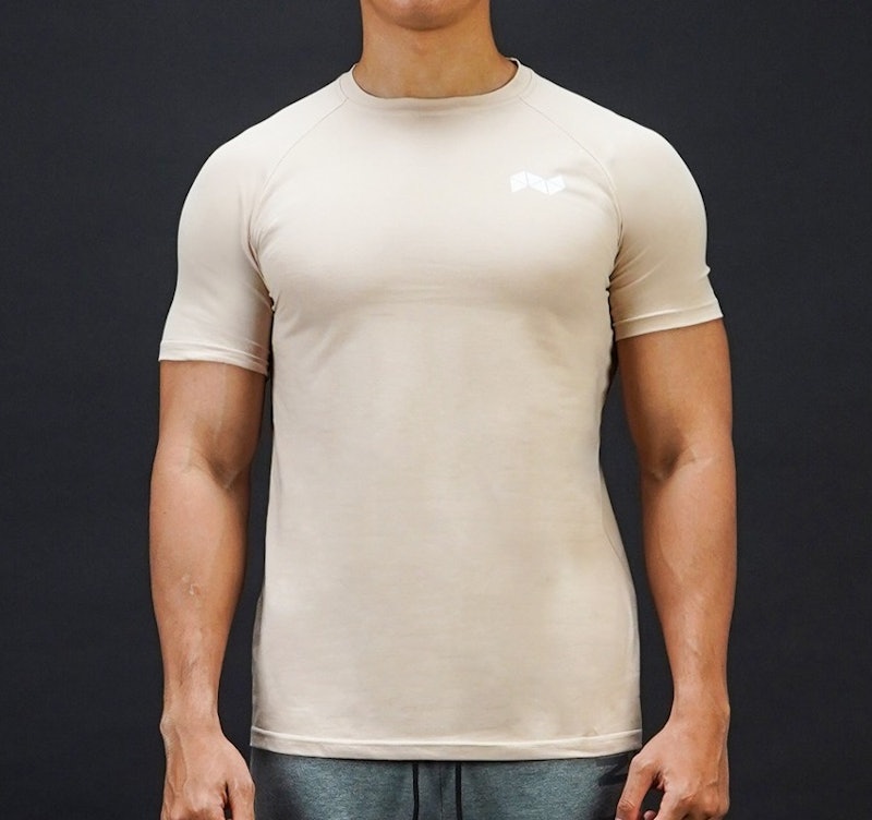 NEVERES Basic Form T-Shirt 4