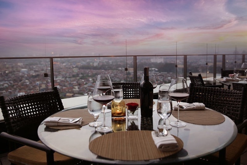 The 18th Restaurant and Lounge 1