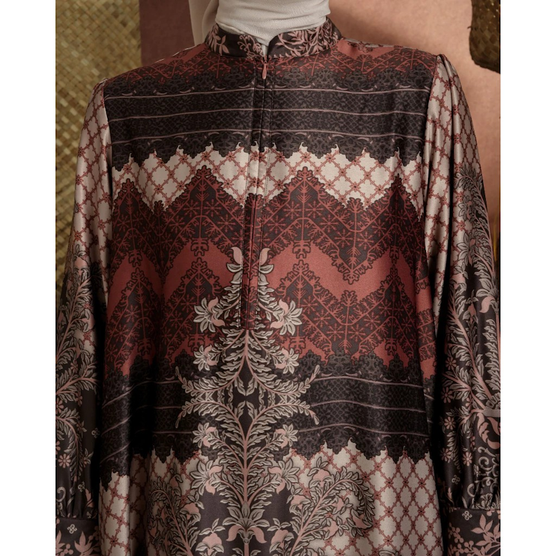 Heaven Lights Maryam Dress 2