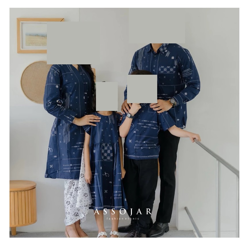  Izara Batik Calista Navy Set Kebaya Batik Modern 