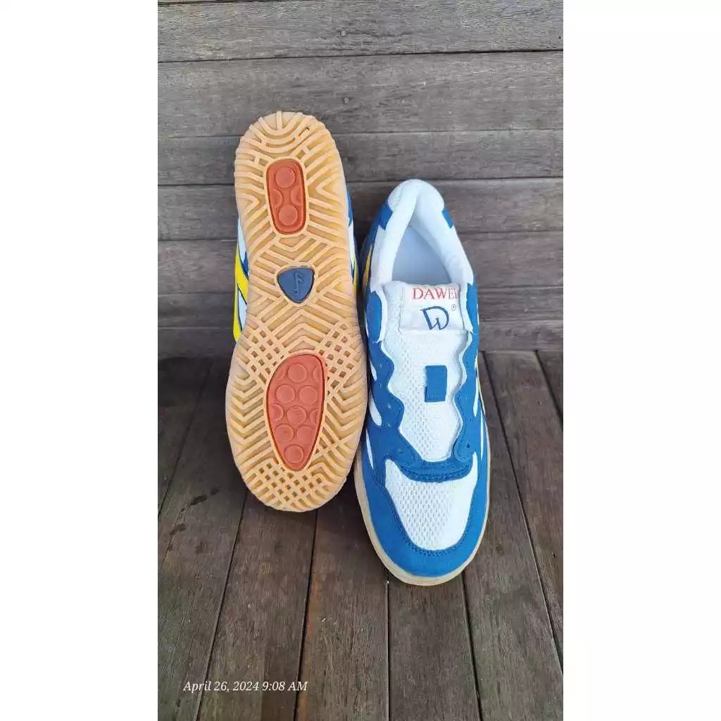 Dawei Sepatu Tenis Meja  2