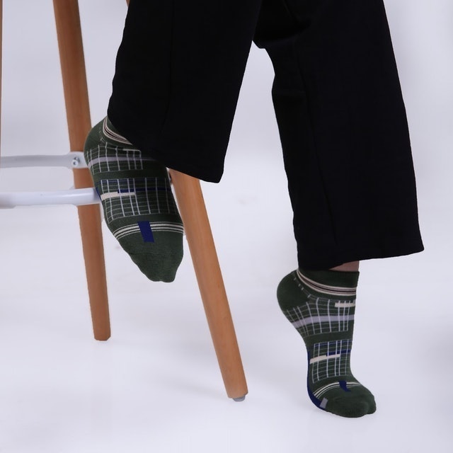 Dauky Kaos Kaki Aresha