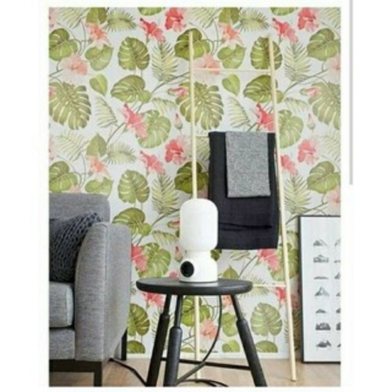 Wallpaper Dinding Motif Bunga Petunia dan Monstera 5