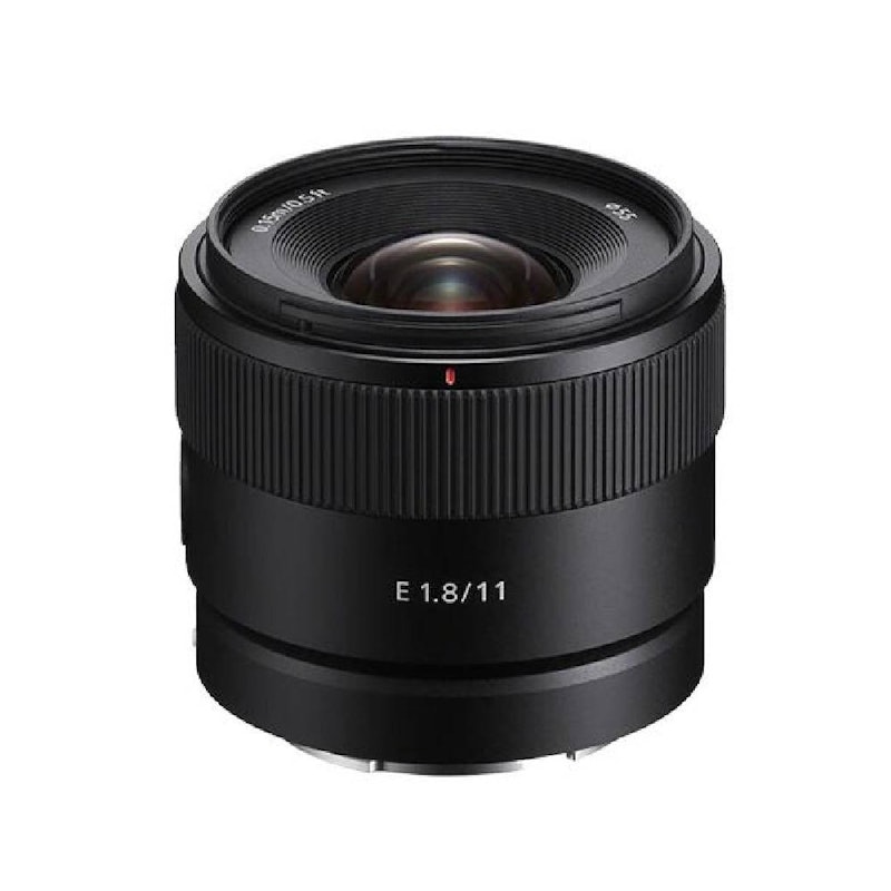 E 11mm F1.8 1
