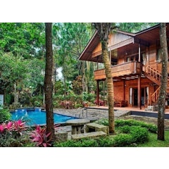 Jambuluwuk Convention Hall & Resort Puncak
