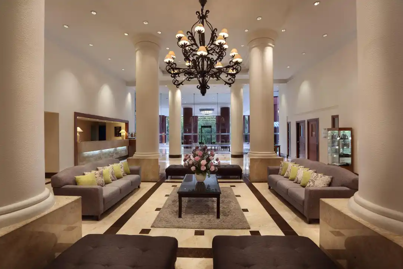 Aryaduta Hotel Karawaci 2