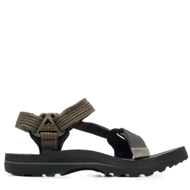 10 Rekomendasi Sandal Sport untuk Pria Terbaik  1