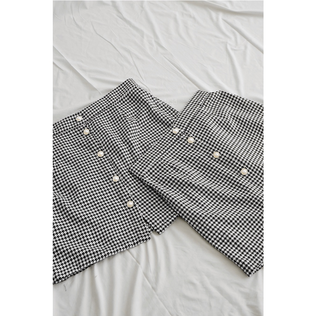 Houndstooth Skirt