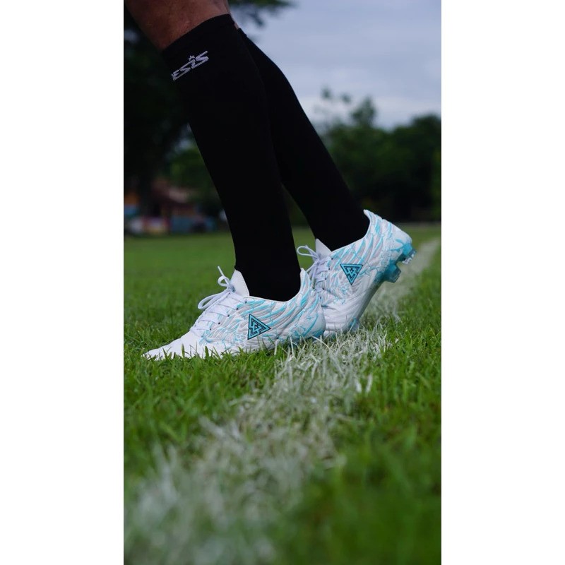  APHA Sepatu Bola Icarus