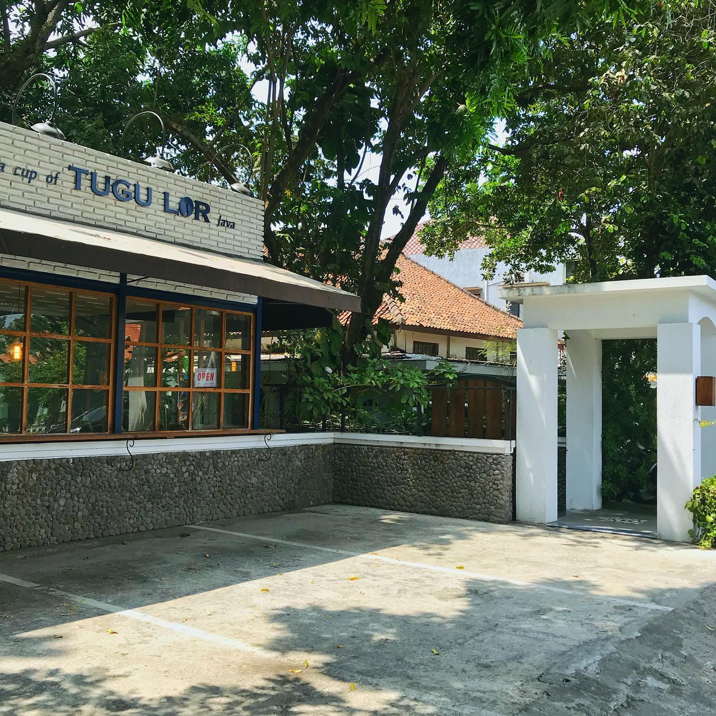 a cup of TUGU LOR Java 1