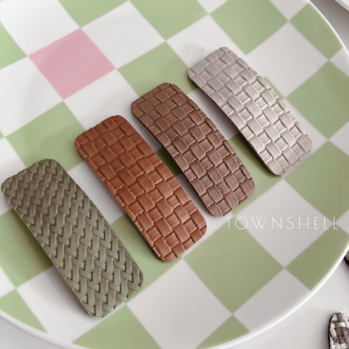 Town Shell Knitted Candy Korean Hair Clip