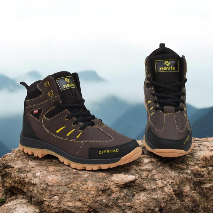  Nevis Sepatu Gunung NVS16