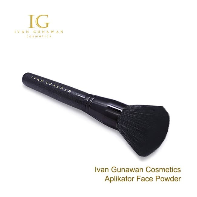 Ivan Gunawan Cosmetics Aplikator Face Powder Brush 2