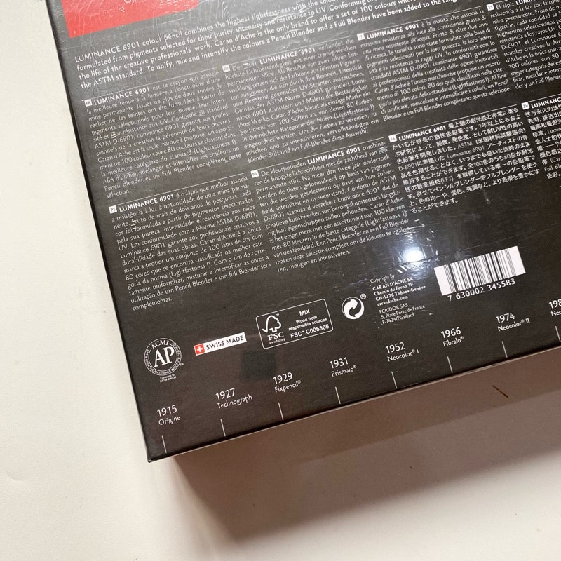 Caran d’Ache Luminance 6901™ 4