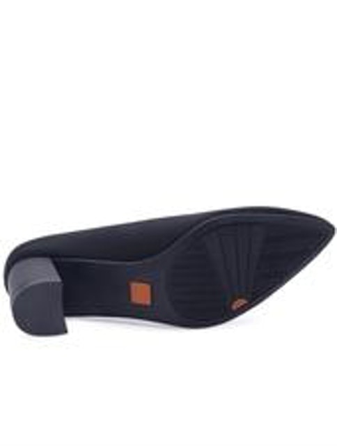 Bata Sepatu Wanita Gust