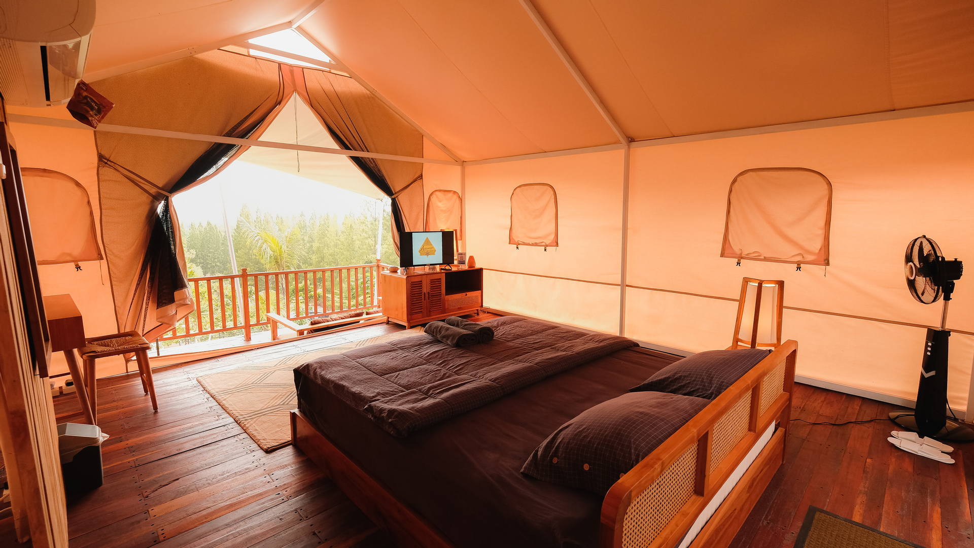 Arkamaya Sembung Resort & Glamping  1