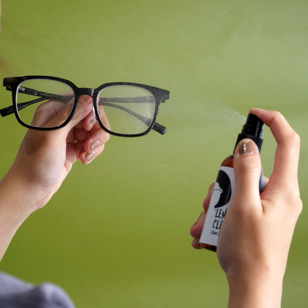 Zona Dwiprantara Group Zona Lens Cleaner