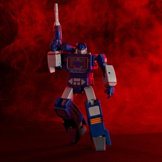 Transformers R.E.D. [Robot Enhanced Design] G1 Soundwave 4