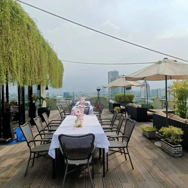 SKY 36 Rooftop Dining 2