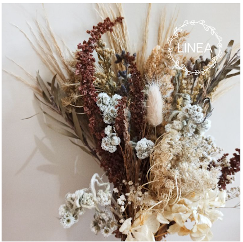 Linea Hand Bouquet 4