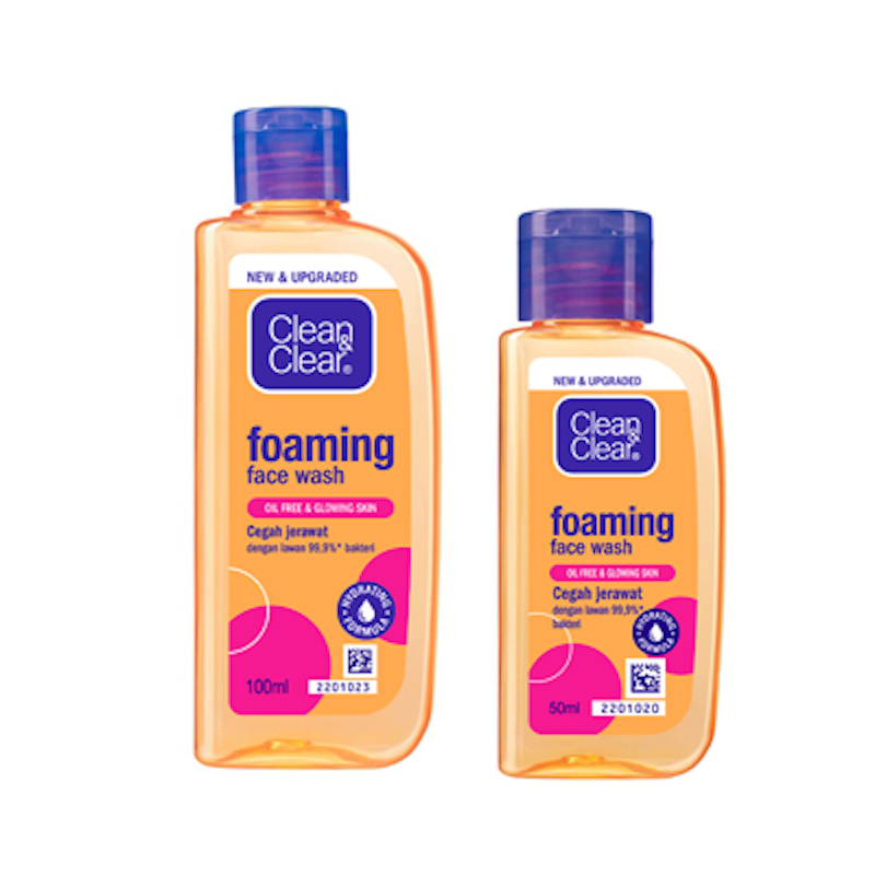 Clean & Clear Foaming Face Wash 2