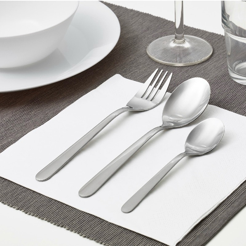 Mopsig Peralatan Makan Set Isi 12 2