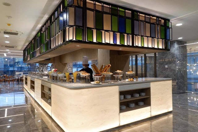 Anara Airport Hotel 5