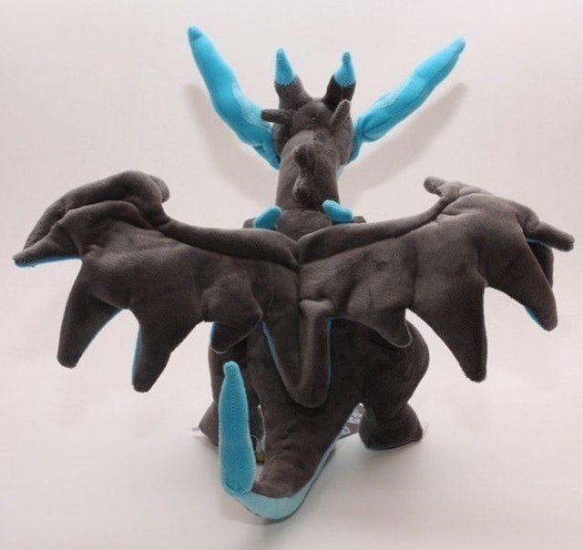 Boneka Mega Charizard X 28 cm 2