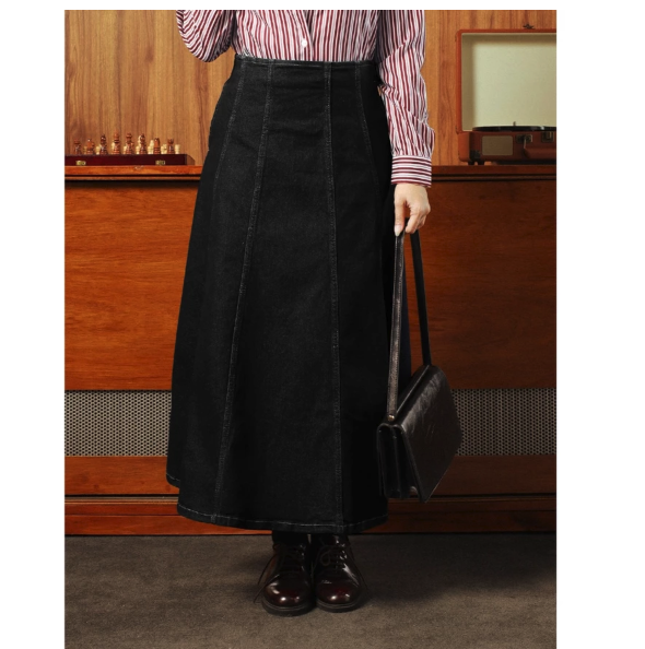 THENBLANK KREASI INDONESIA THENBLANK Flare Denim Skirt Black