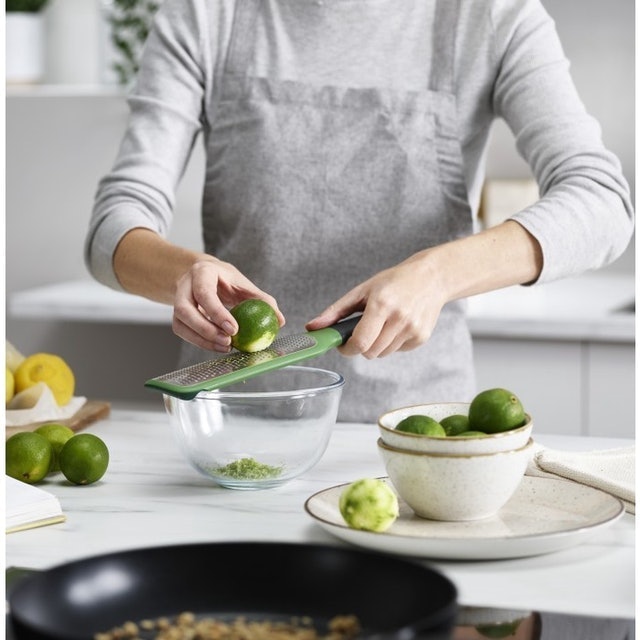 Joseph Joseph GripGrate Paddle Grater