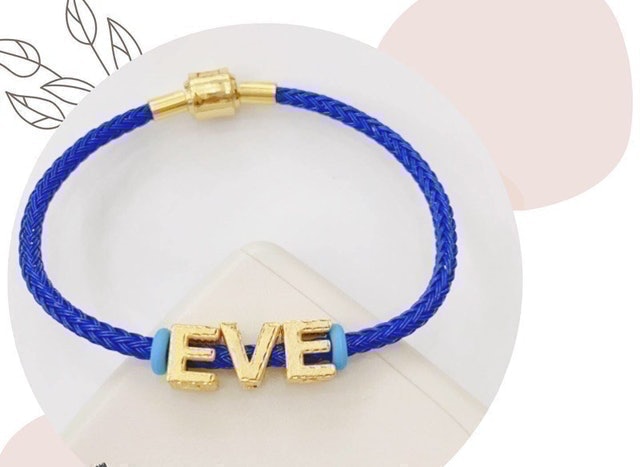  Gelang Tali Inisial Nama Emas