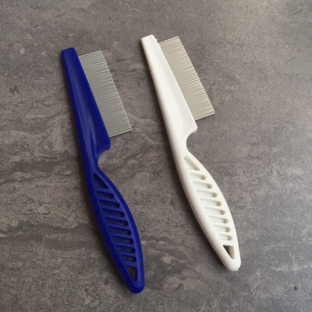  Sisir Kutu Handle Kucing & Anjing