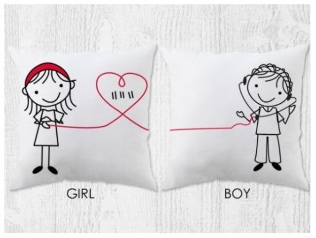 Bantal Couple Listen Love