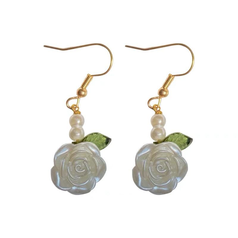 Anting Mawar Putih Korean Style