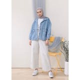 10 Rekomendasi Jaket Denim untuk Wanita Terbaik 5