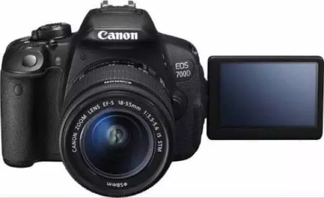 Canon EOS 700D
