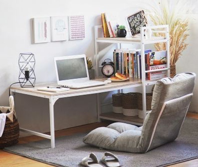 Meja Belajar/Tulis MASERA SIMPSONS + Sofa Lantai IVI