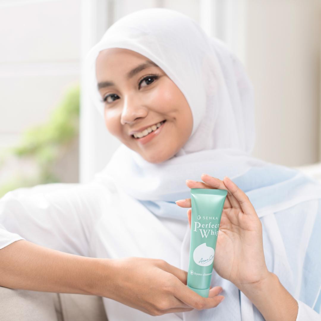 Shiseido SENKA Perfect Whip Acne Care