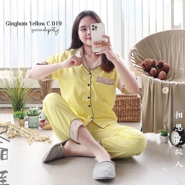 IZANY  Piyama Dewasa XXL Satin Apple