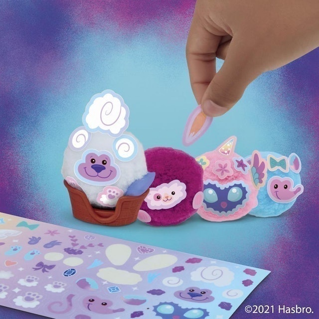 Hasbro My Little Pony: A New Generation Movie Story Scenes Critter Creation Izzy Moonbow F2935