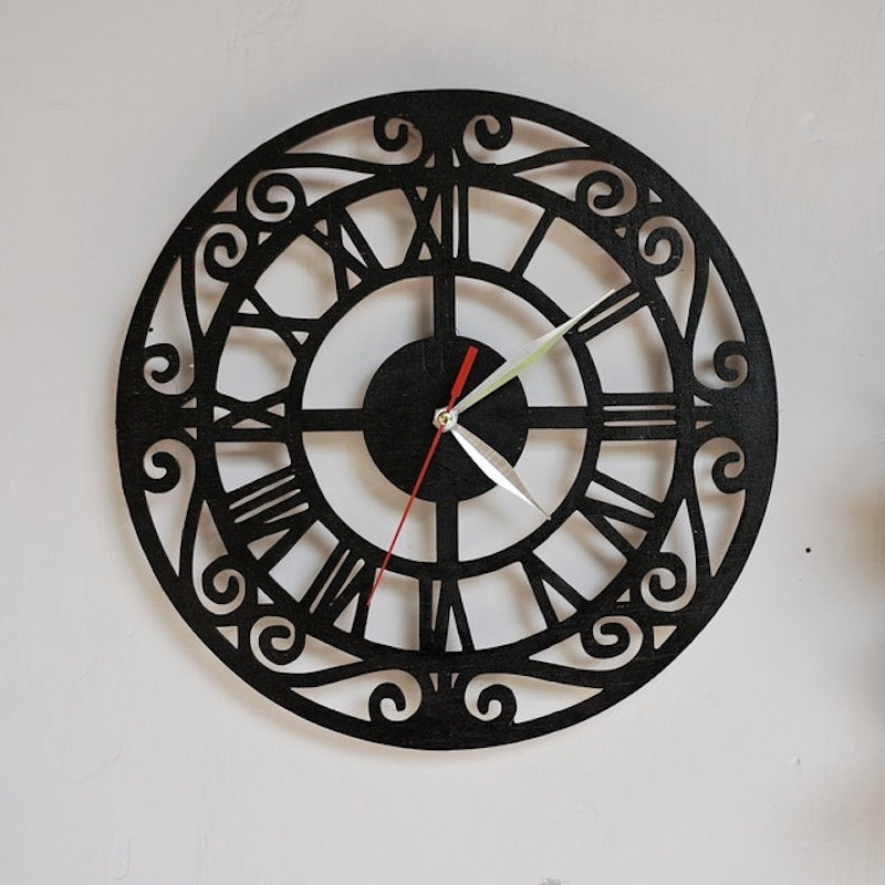 Jam Dinding Kayu Ukir 1