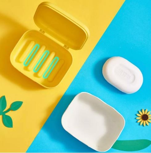 Polkadope Tempat Sabun Kotak Sabun Batang Motif Bebek Penutup Anti Tumpah