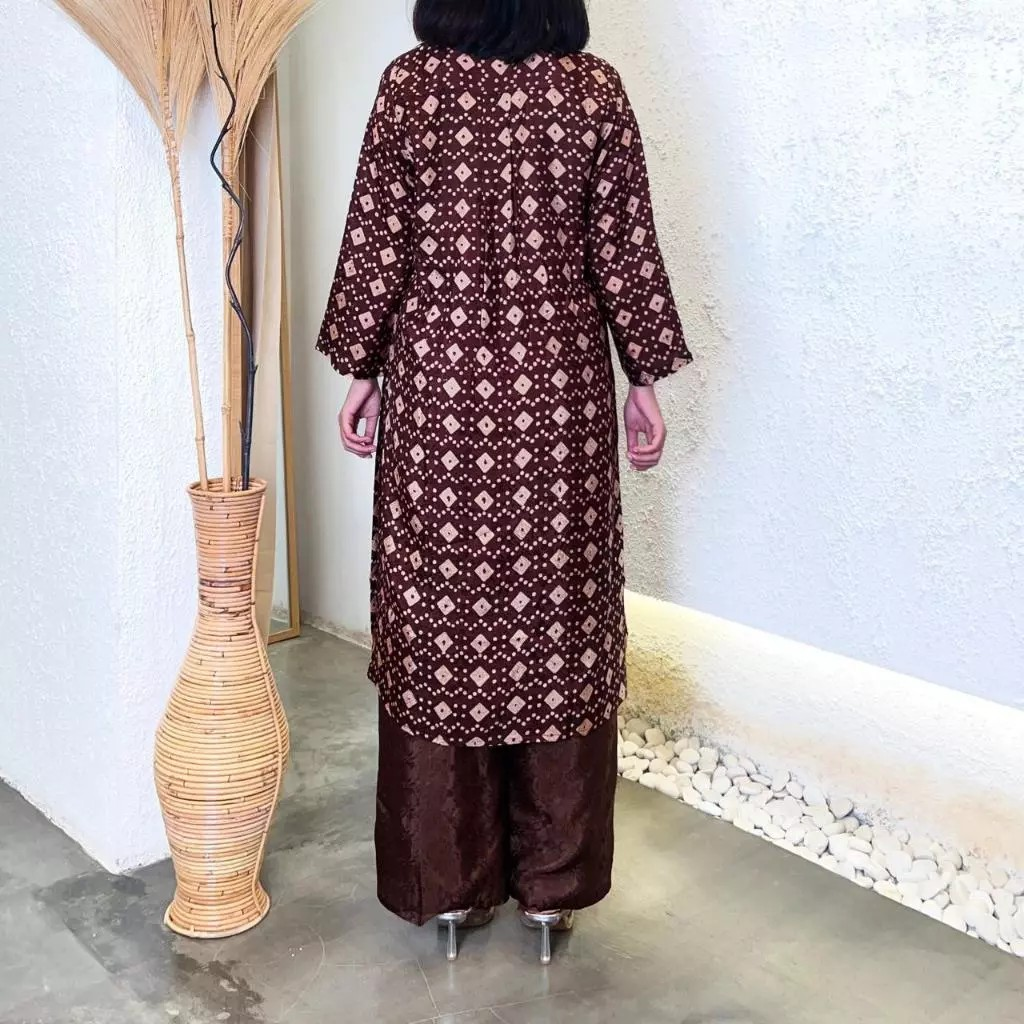  Lausboutique Selly Long Sleeve Seri Jumputan