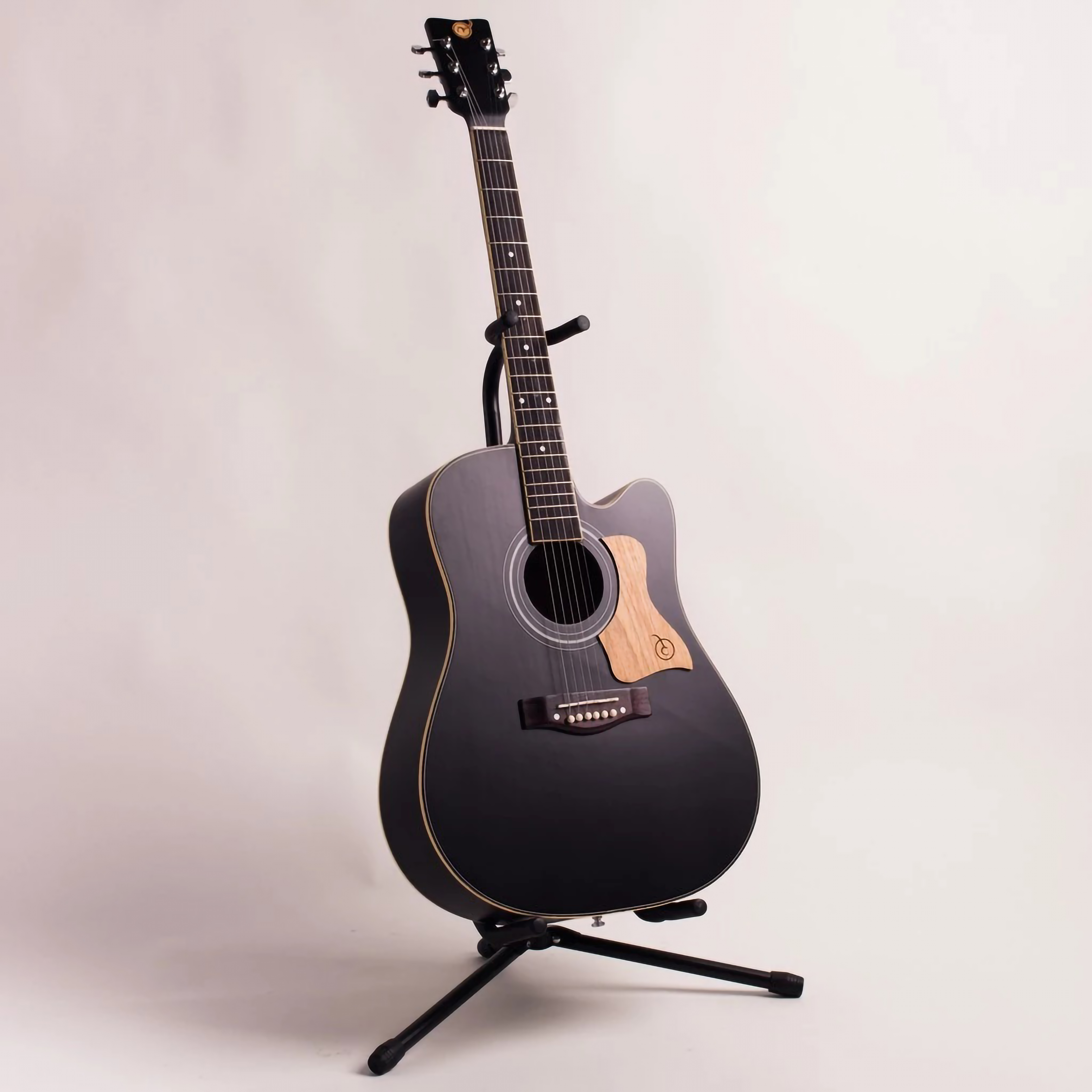 Mandalika Gitar Akustik De Ticco Series DTS-01J-BK-KP